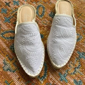New in Box! White lacy espadrille-style mules